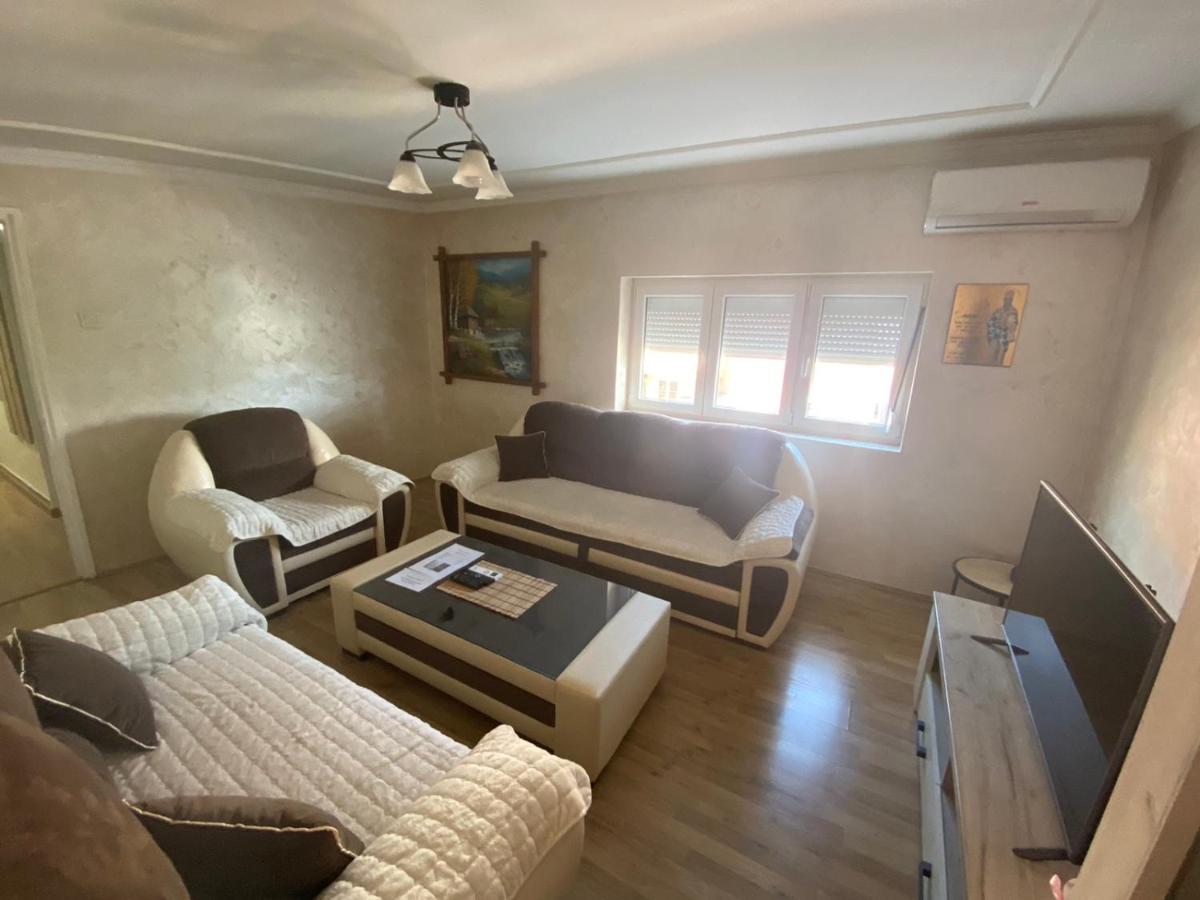 Apartman Niksic Apartment Exterior photo